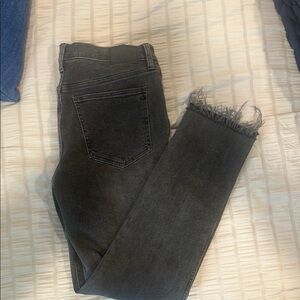 Madewell Black Ankle Cropped Jeans